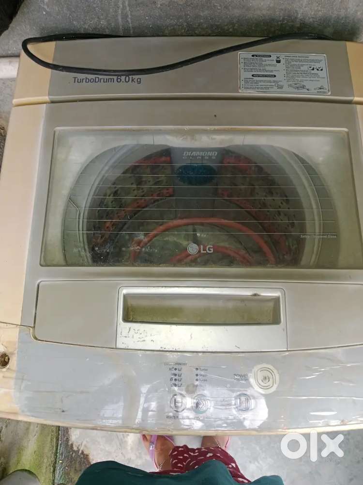 lg.fullautomatc machine .good condition 7000