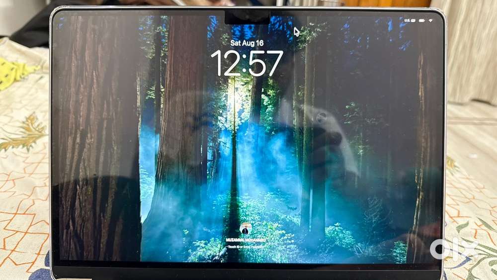 Macbook Air M3 16GB Ram 256GB ssd