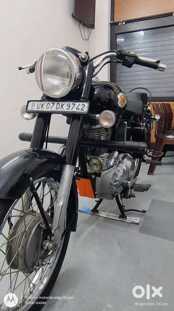 Royal Enfield Standard 350 (Finance Facility Available)