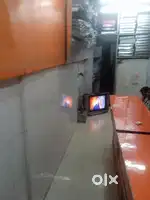 Anpra bajar men road dukaan piche Makan upar do manjila bechna hai ji
