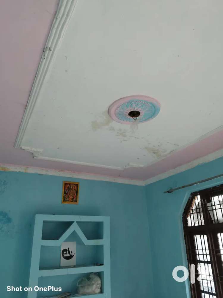 Without kitchen 3000 rs , with kitchen 4000 rs