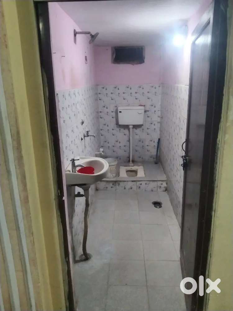 2BHK rent house family or bachelor available