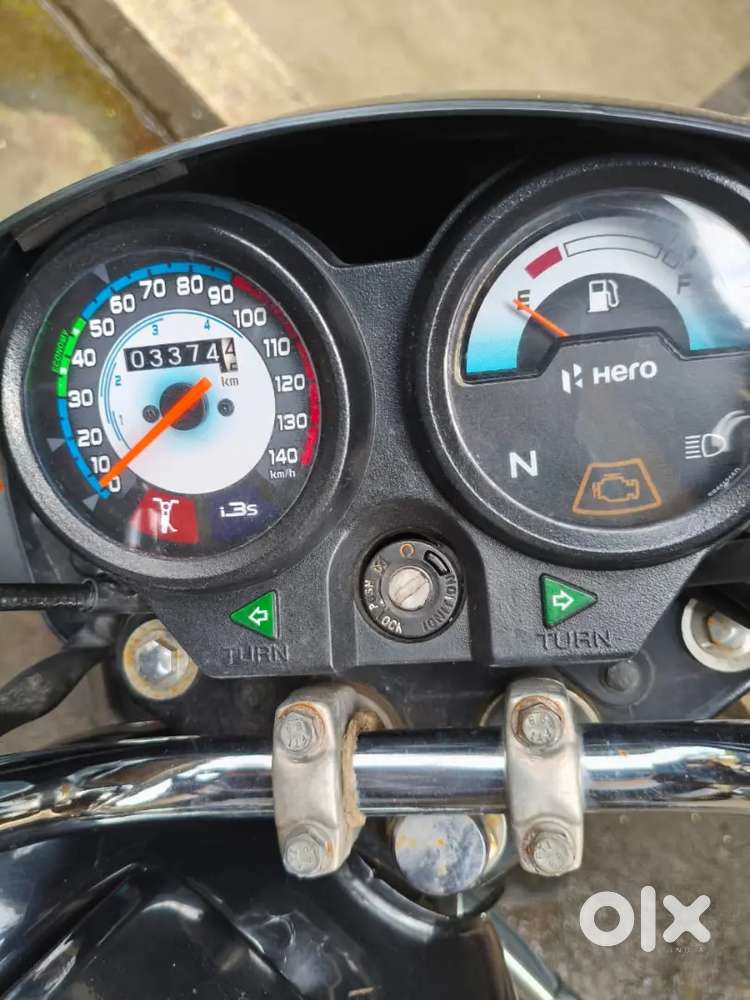 Hero splendor full ok condition no bargaining please