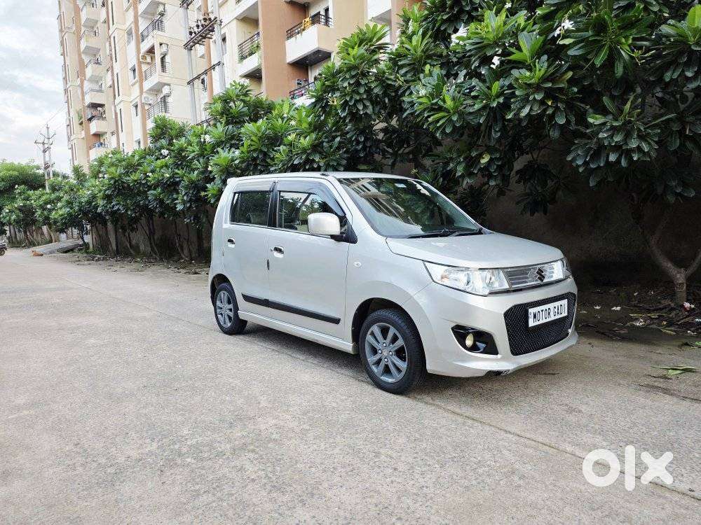 Maruti Suzuki Wagon R VXI Plus(O), 2017, Petrol