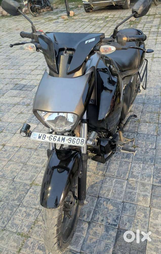 Very Good condition Suzuki intruder 153cc Bike.
