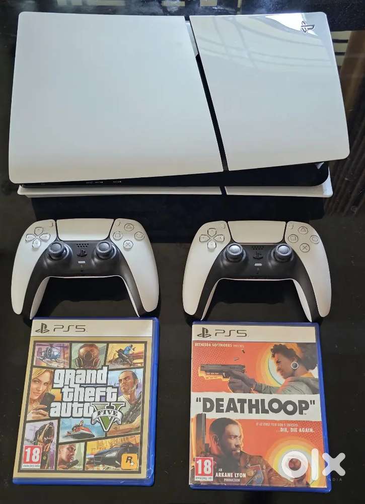 PS5 with 2 Control and game Disk