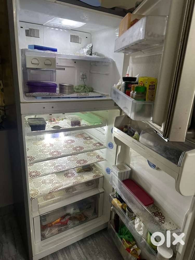 Lg double door fridge 470l