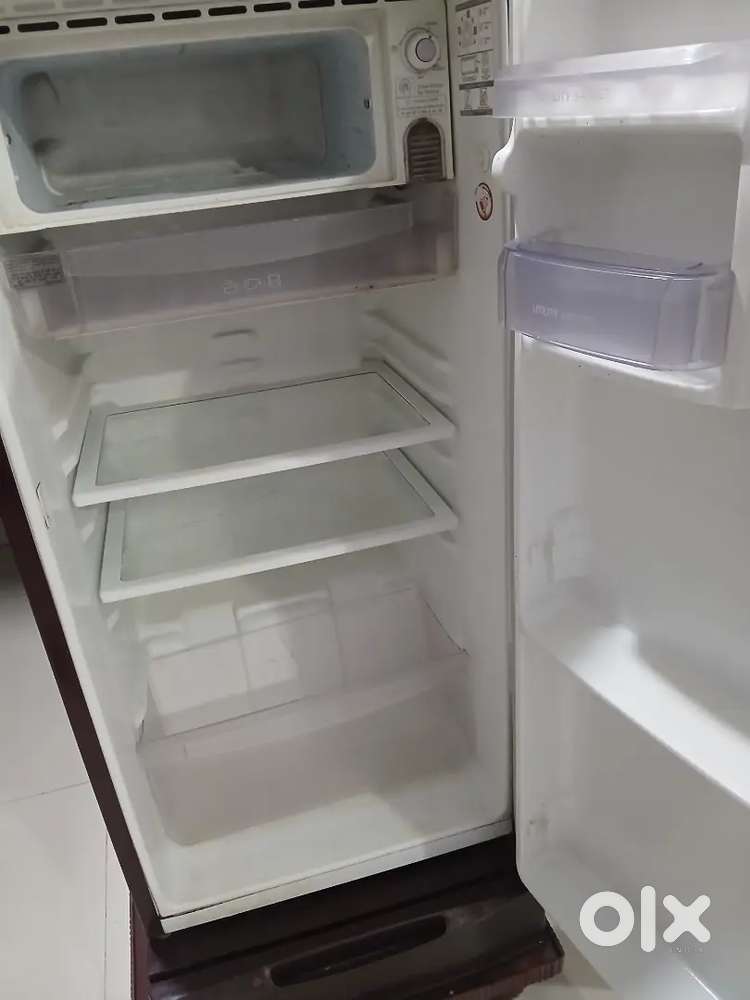 LG refrigerator 5.star ,185 litres