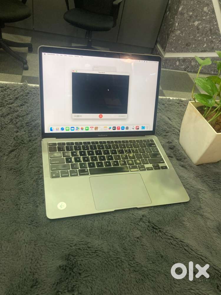 Apple MacBook Air 13inch M1 2020 A2337 Camera Not Working Display line