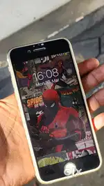 IPHONE 6S IS FOR SALE +2 FREE CASES