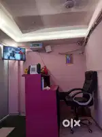 Spa me karne ke liye girls staff Or manager ki requirmnt haii