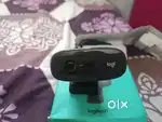 Logitech HD webcam (plug and play video calling C270 black)