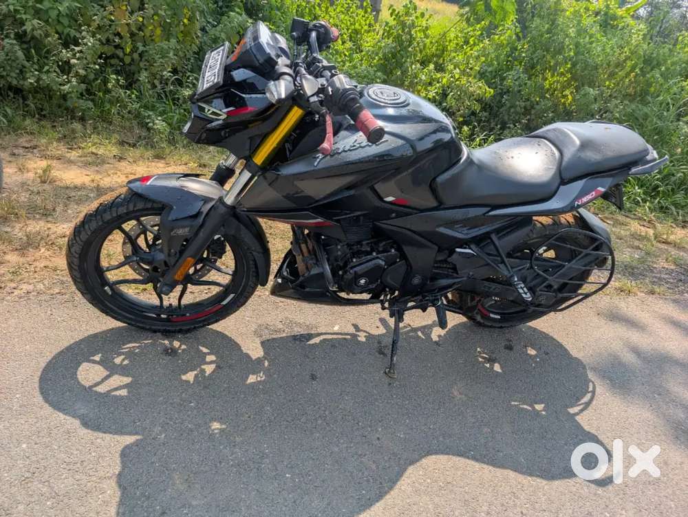 Bullet Bike Le raha hai Isliye Bech raha hai