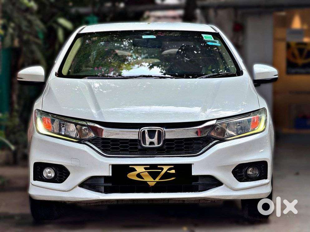 Honda City V AT Sunroof I-VTEC, 2017, Petrol