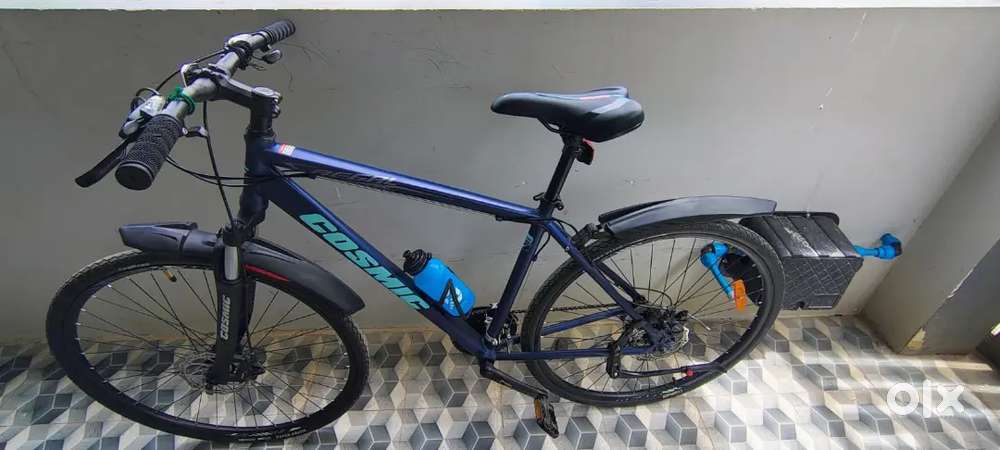 Cosmic 700C Regal 21 Spd Bicycle