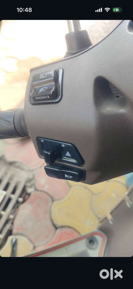 Passing & hazard switch