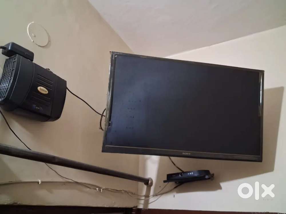 Sony Bravia Smart TV 32 in