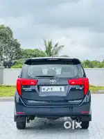 Toyota Innova Crysta 2.8 GX AT, 2022, Diesel