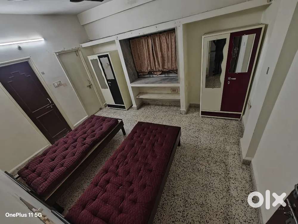 Girls PG Near C21 Mall  Twin Sharing  Fully Furnished  No Brokerage