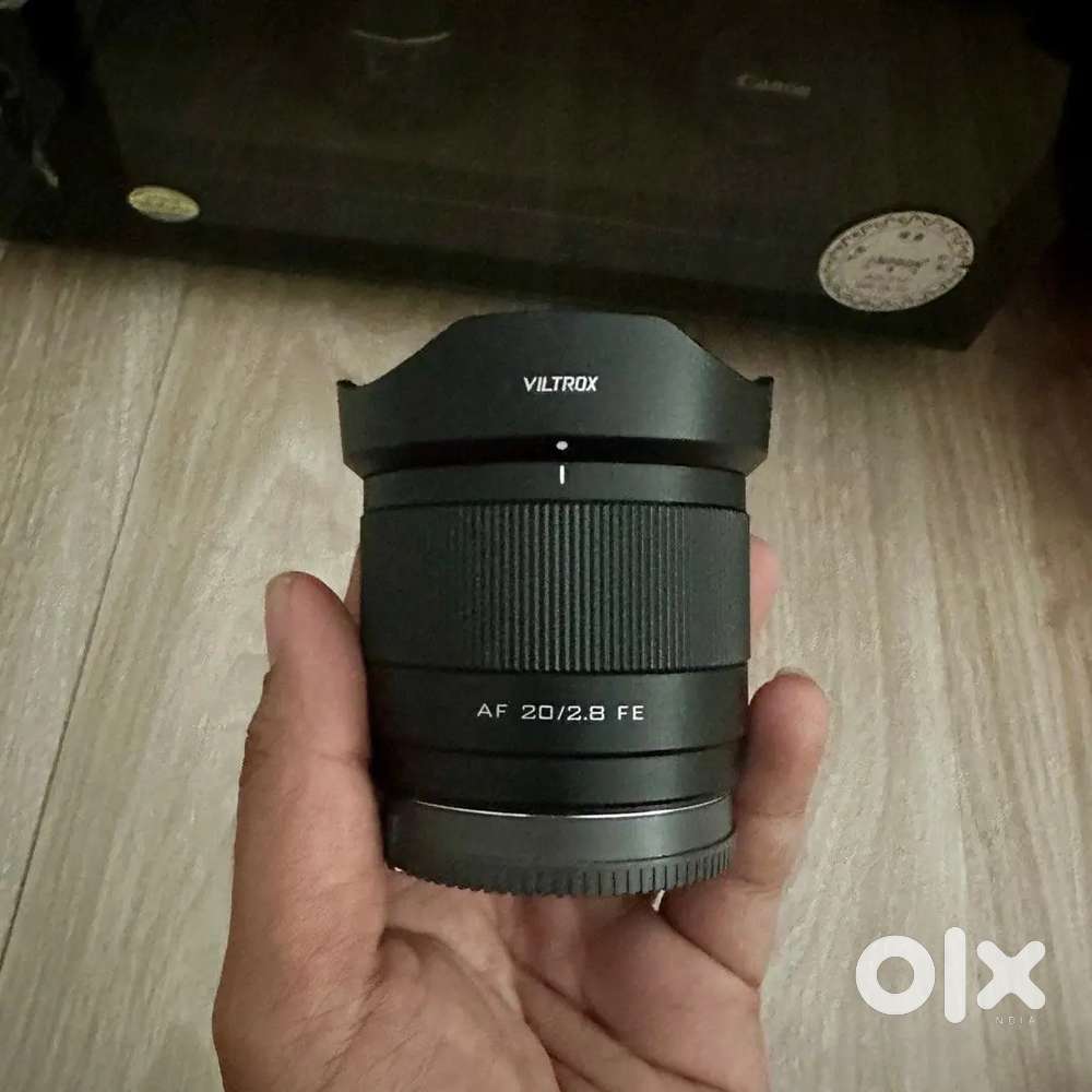20 mm f 2.8 sony mount camera lens