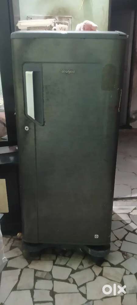 Whirlpool Direct-Cool Fridge (Approx. 180-200 L) - Ready to Use