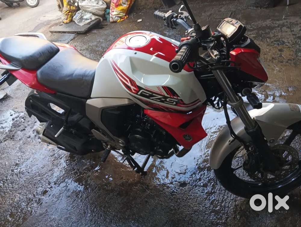 Fazer modified to FZ version 2
