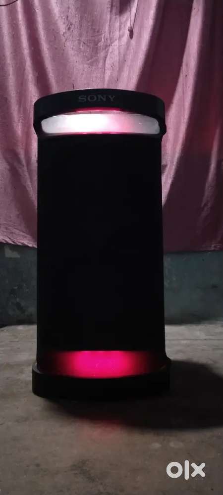 SONY SRS -XP 500 party bluetooth speaker