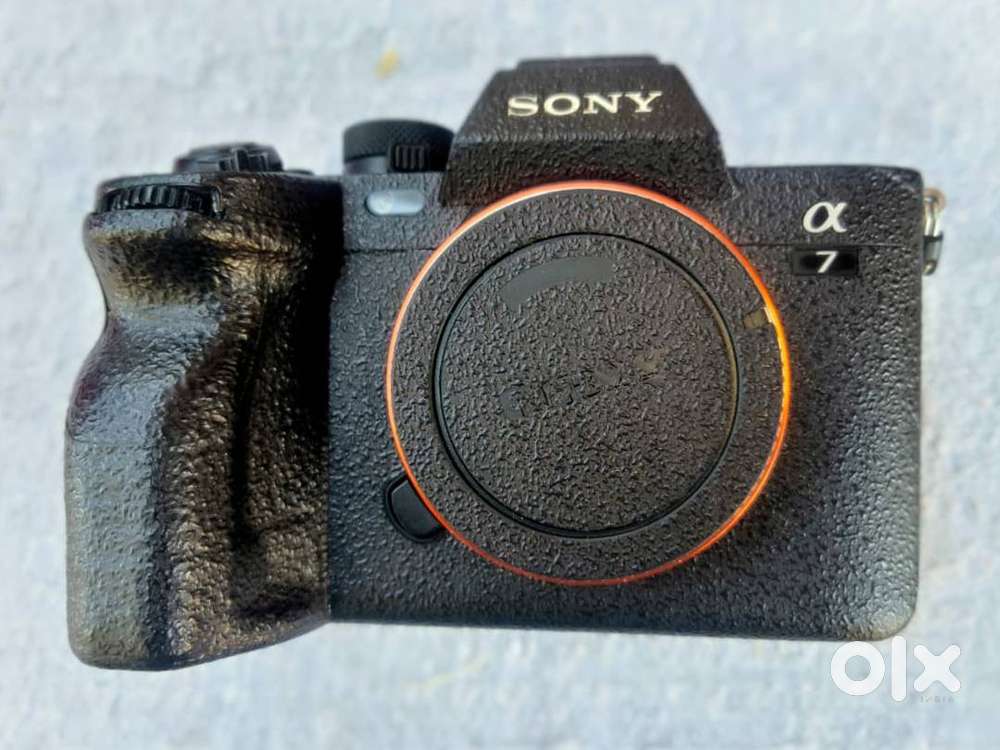 sonya7iv body