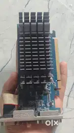 1 GB GRAPHICS CARD