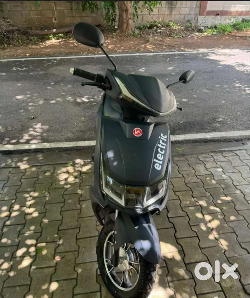 Hero Atriya LX 2023 EV