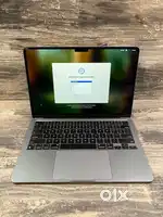 Apple MacBook Air 2022 13 - M2 8 CPU / 8 GPU  16GB RAM 256GB SSD