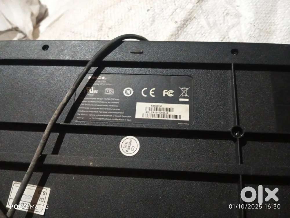 Keyboard with all buttons new looking one time used .