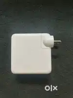 Apple 61w usb-c adapter