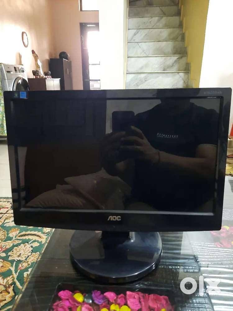 15 inch LCD