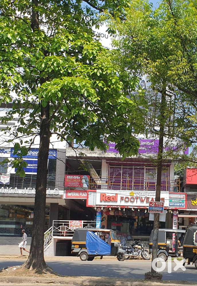 10000 SQFT SHOPPING COMPLEX FOR SALE - MUVATTUPUZHA