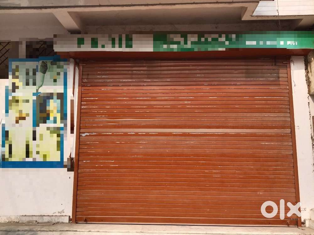 Shop for rent 1st lene nishatganj