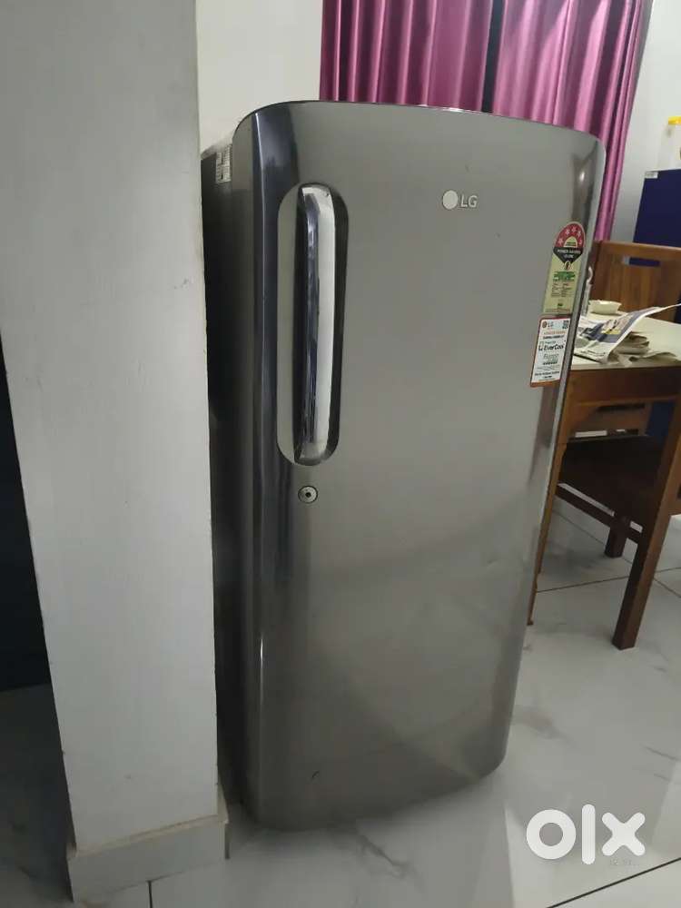 Fridge with well maintained.