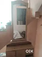 Dressing table