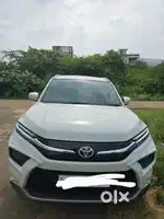 Toyota Urban Cruiser Hyryder 2024 Petrol 22000 Km Driven