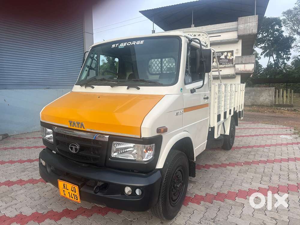 Tata 407 BS 4 wooden body 4 wheel