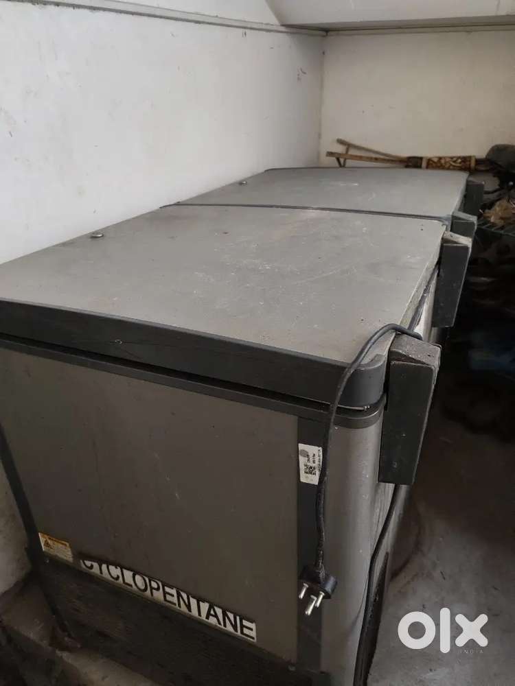 Restaurant range and deep freezer