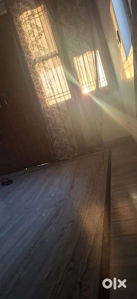 7000 rs not negotiable amount