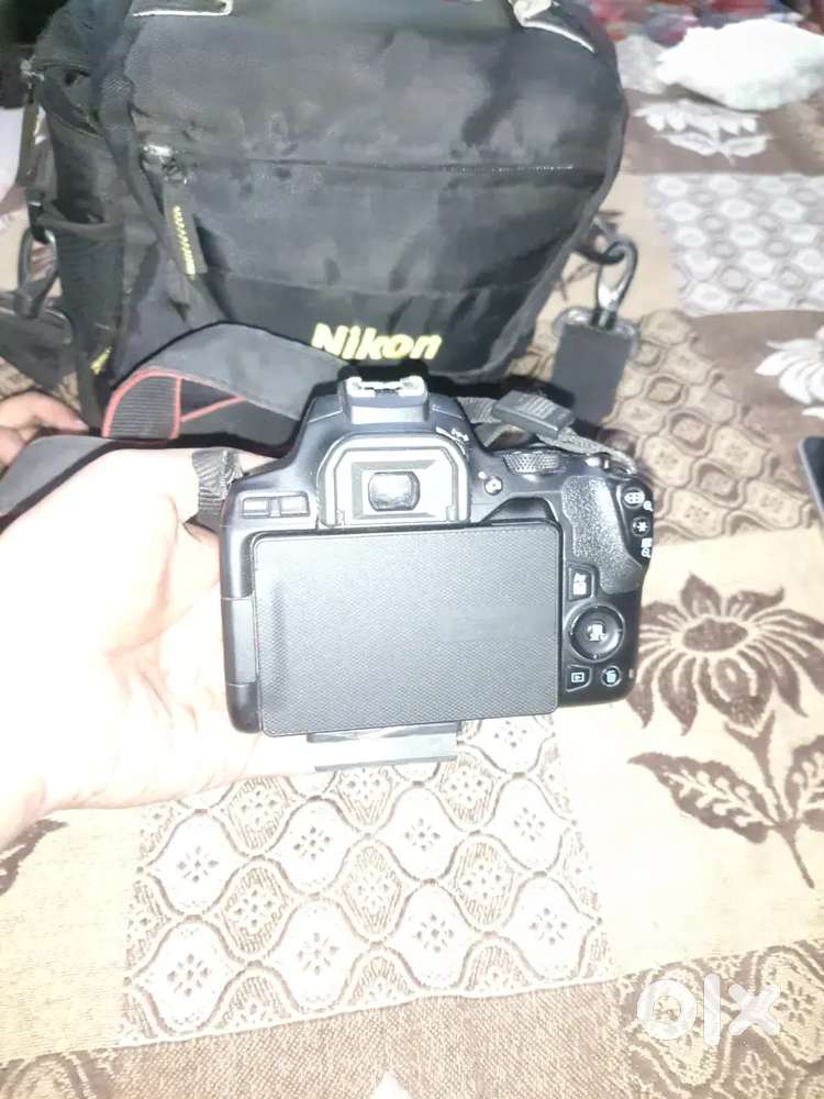 Canon 200D mark ii With 55 250 Stm Lance