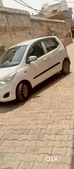 Hyundai i10 2013 Petrol 96000 Km Driven