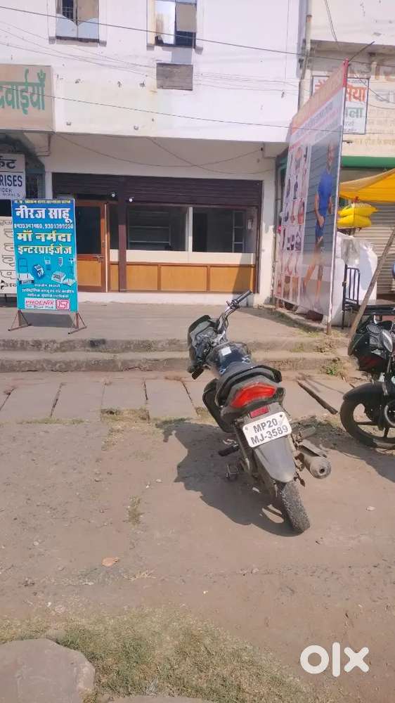 Driver ki requirement hai