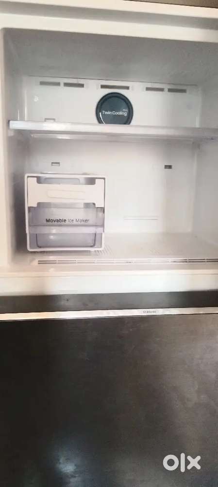 Fridge .. 40000.. are u interested message me ..
