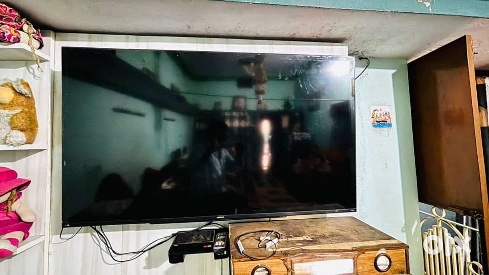Nokia 55 inch Tv 2 year old