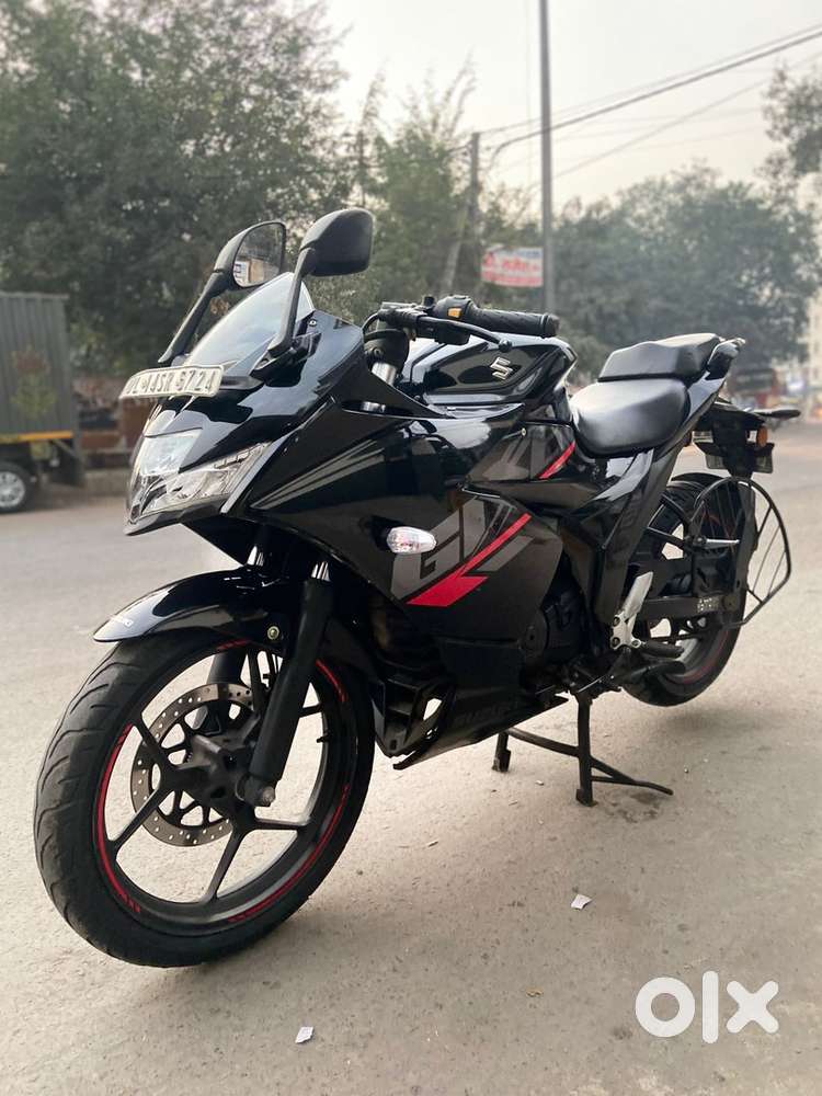 Suzuki Gixxer sf model 2022 less used