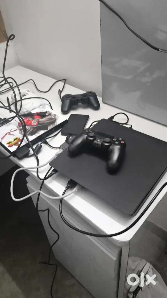 Ps4 in good condition
