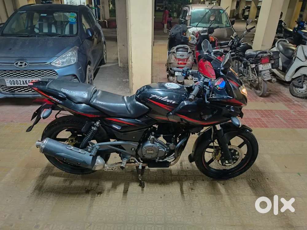 Pulsar 220 F fully new condition